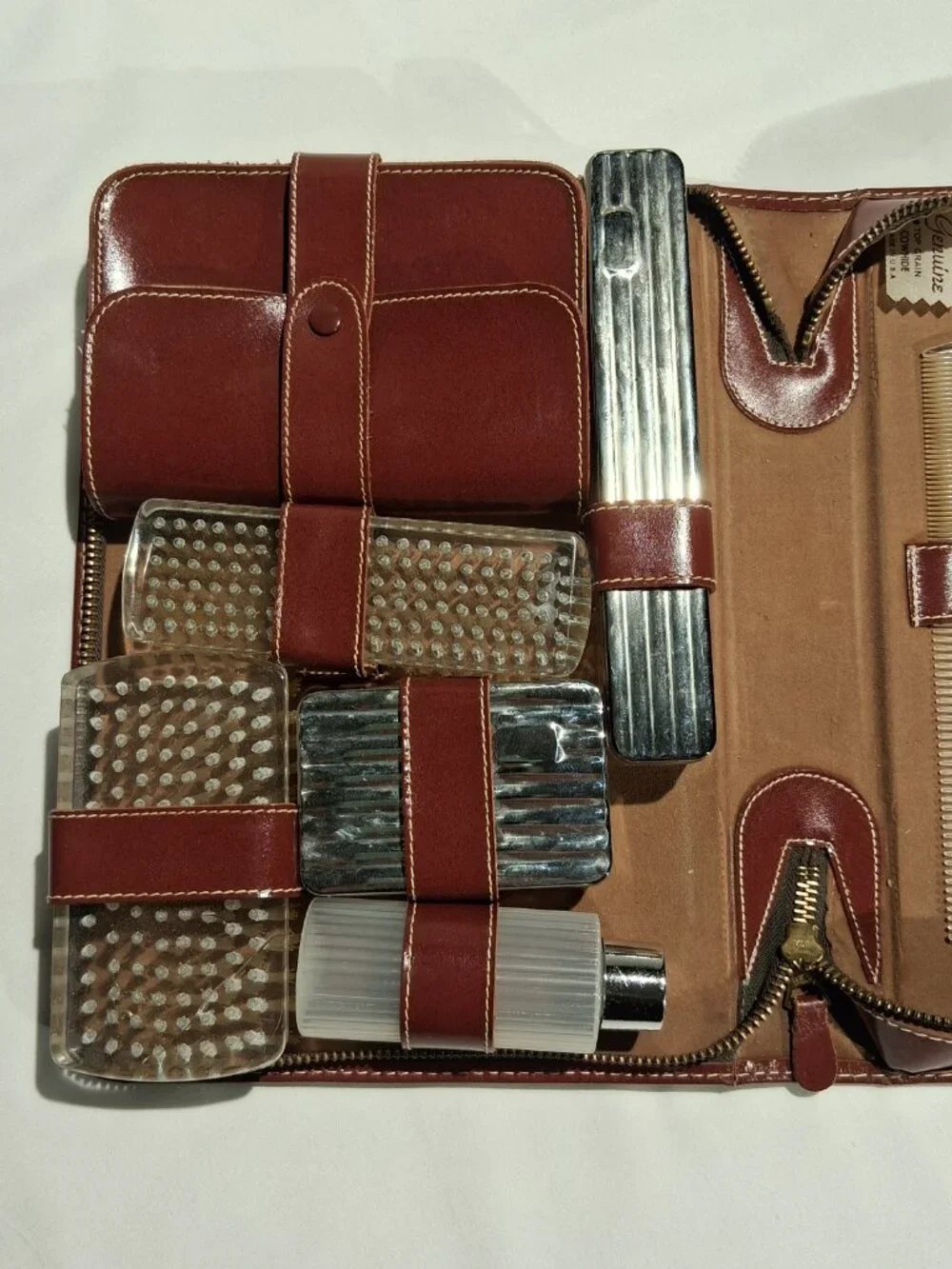 Leather Travel Kit  Zipper Case  Vintage 10 piece  Rust Brown  Lucite Silver VGC